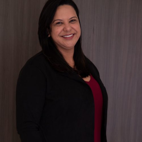 Carolina Teixeira - gerente adm-financeira (1)